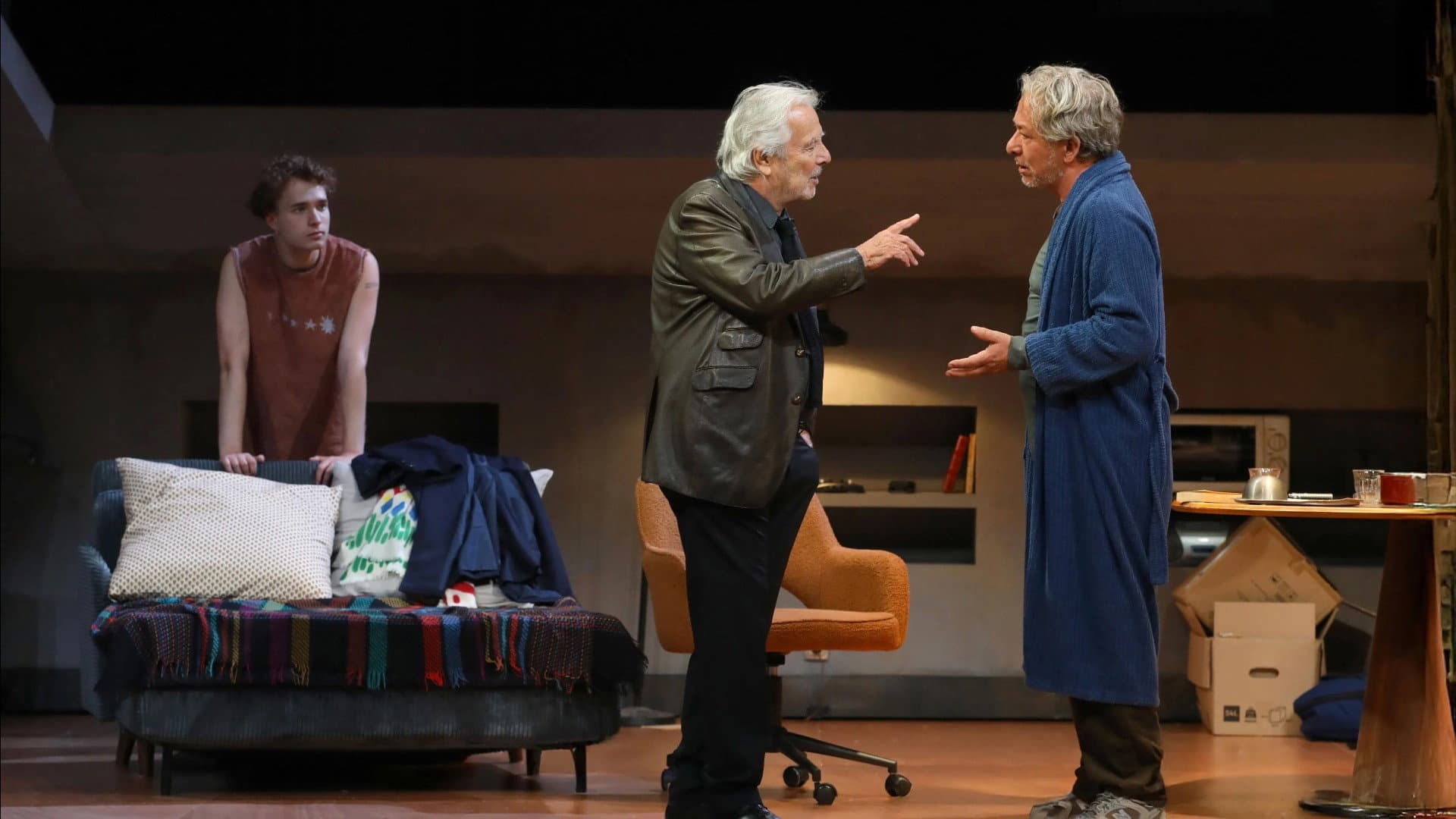 Je me souviendrai... de presque tout backdrop