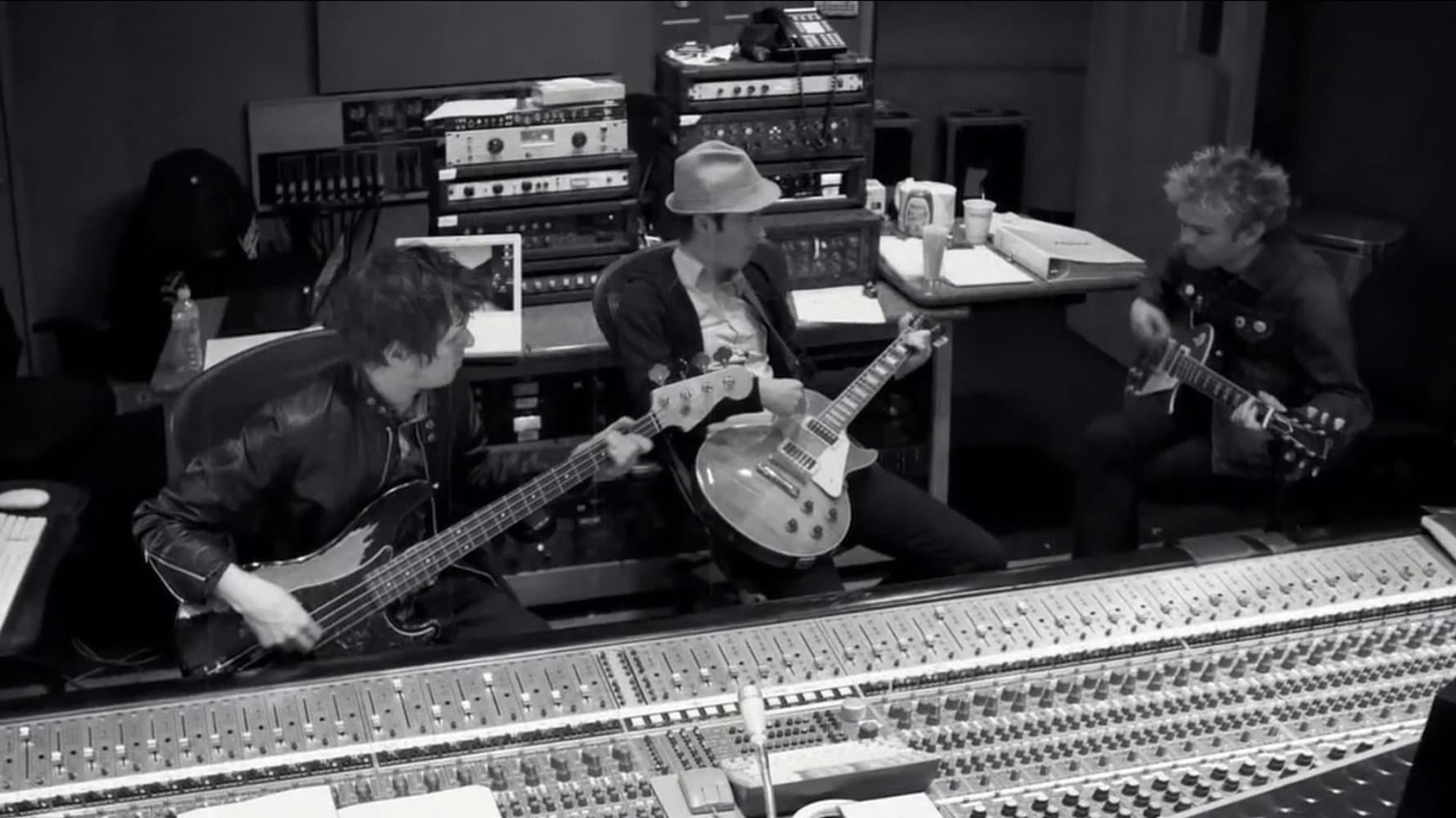 Sum 41: Don't Try This at Home backdrop